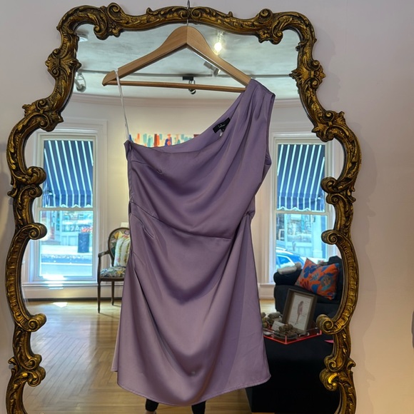 LULU’s lilac Party Dress - Picture 1 of 1